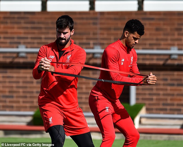 利物浦训练备战热刺 大玩皮筋