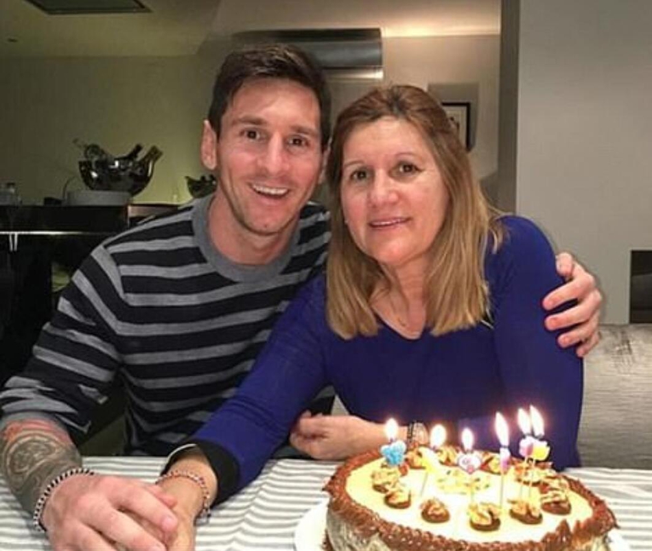 还原优质偶像梅西 孝子良友好丈夫