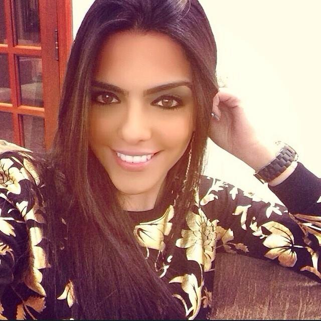 傲人上围！热刺名将艳福不浅