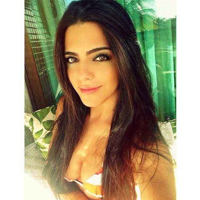 傲人上围！热刺名将艳福不浅