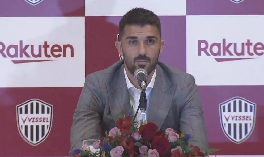 比利亚宣布退役 一代神锋谢幕