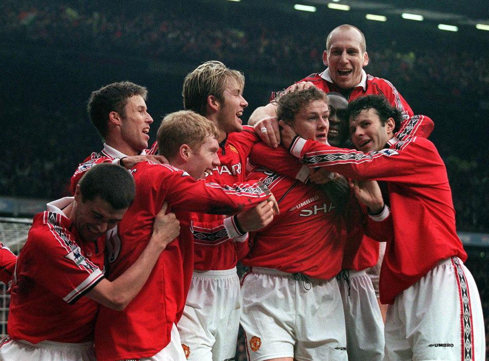 曼联这球衣太经典 造就1笑料