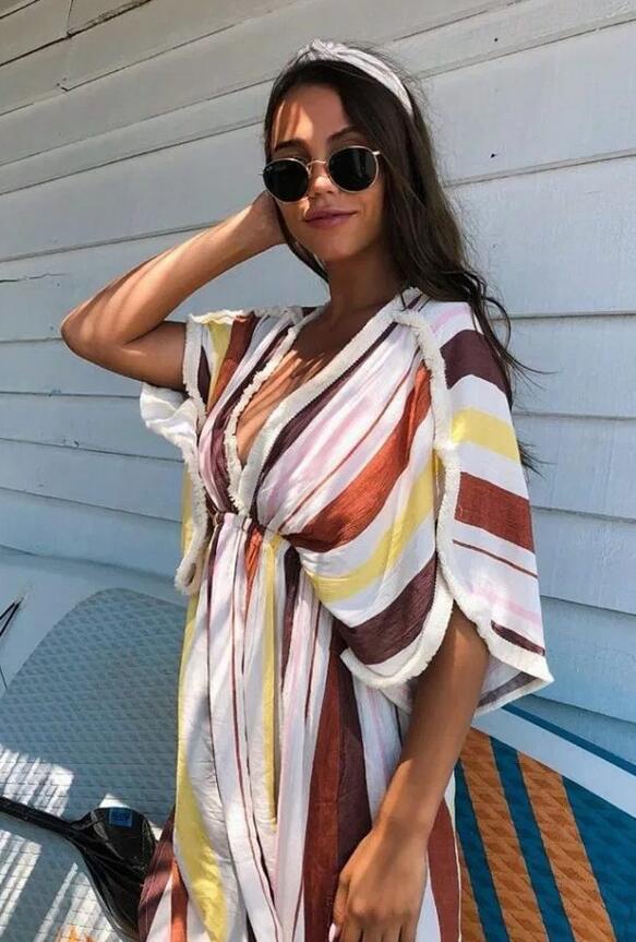 曼联猎物家有仙妻 长腿羡煞人