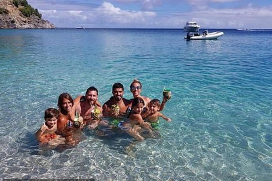 还原优质偶像梅西 孝子良友好丈夫