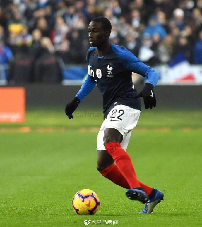 皇马第5签！法国魔翼空降来袭