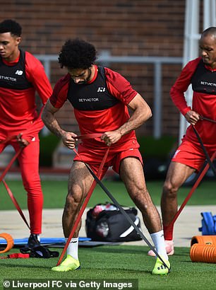 利物浦训练备战热刺 大玩皮筋