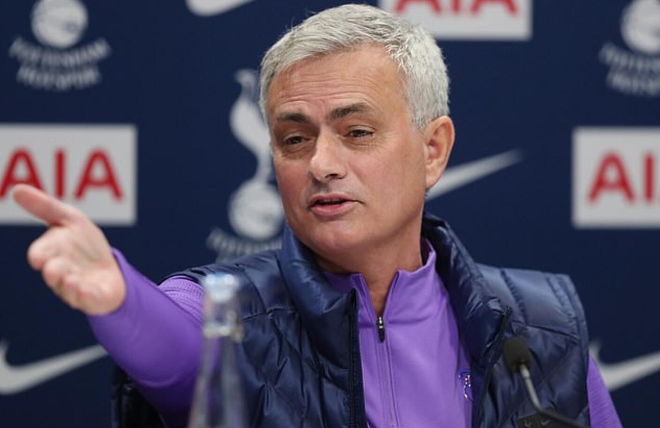 穆帅首场发布会 又爆新金句！