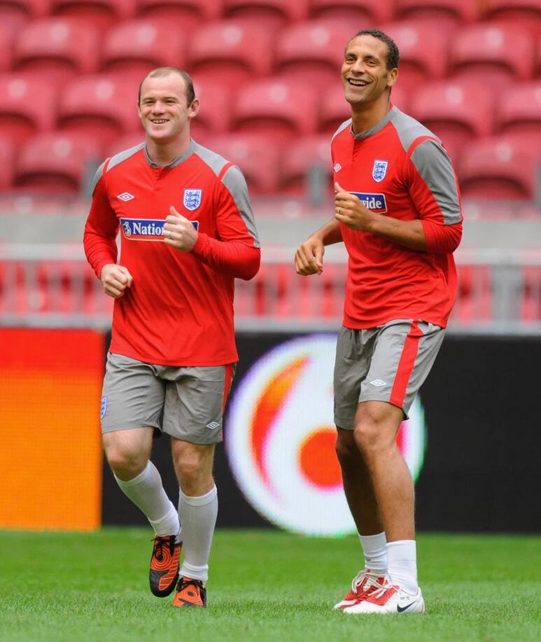 魔鬼身材天使颜 她的销魂让鲁尼迷失