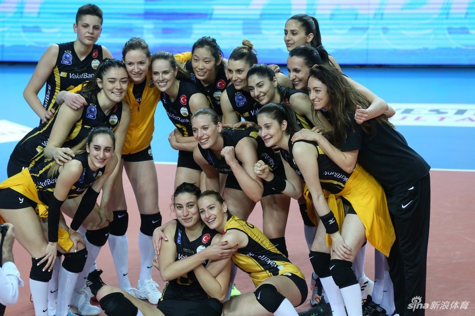 朱婷22分土超瓦基弗3-1进决赛