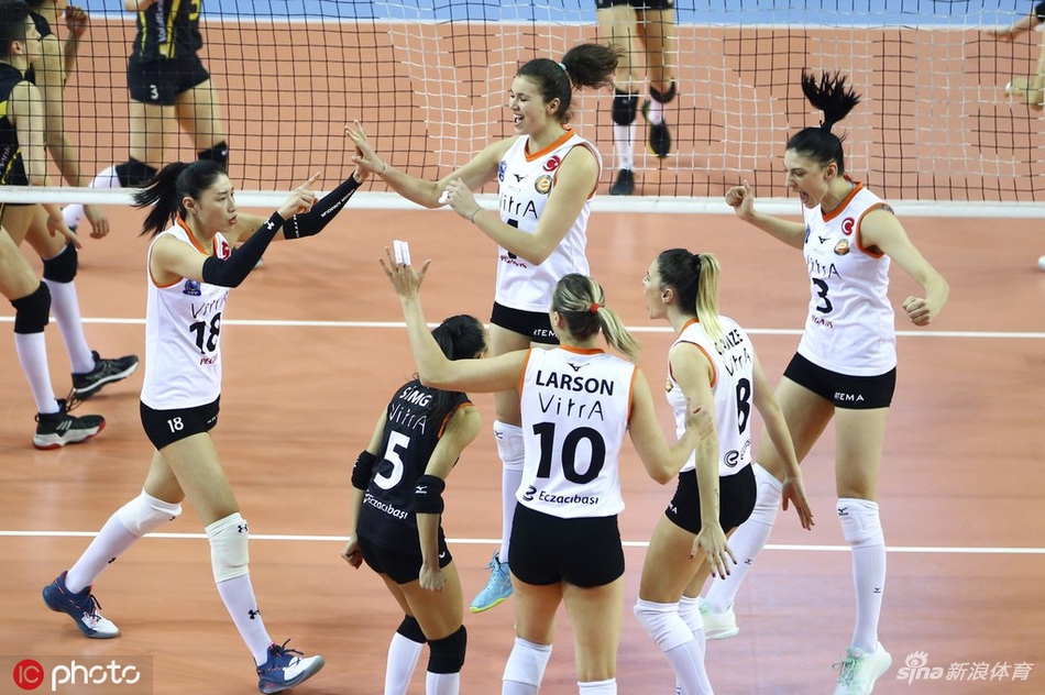 朱婷22分土超决赛瓦基弗3-1