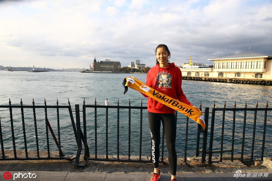 朱婷三年留洋生涯荣誉满满