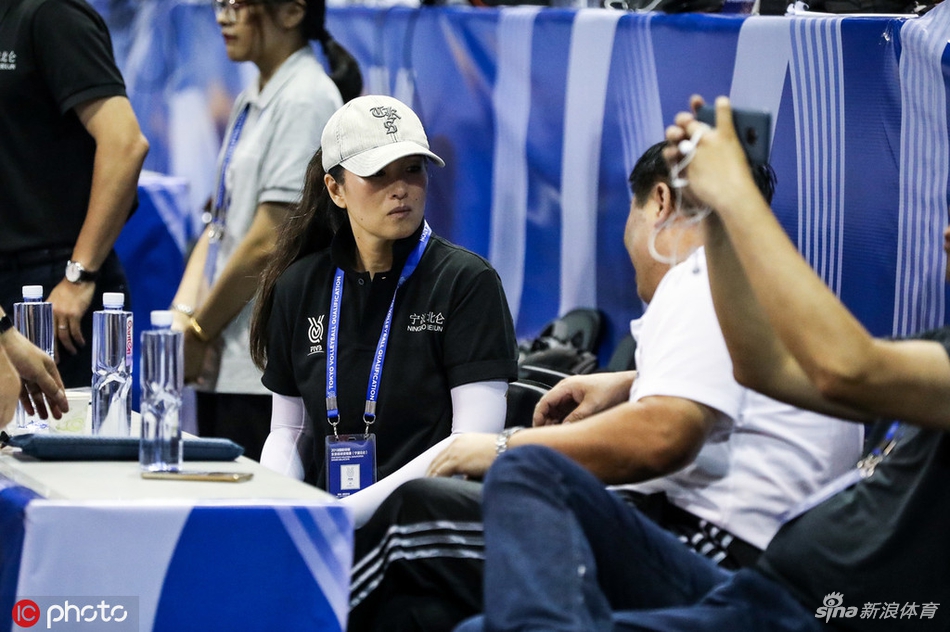 巩俐见证中国女排进军东京奥运