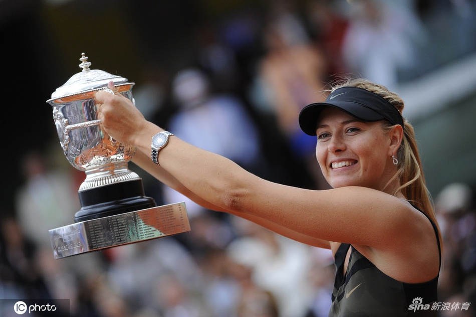 网球女神莎拉波娃宣布退役 生涯高光回顾