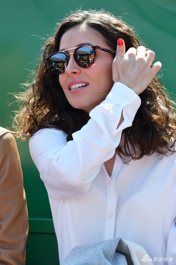 蒙特卡洛赛纳达尔女友观战