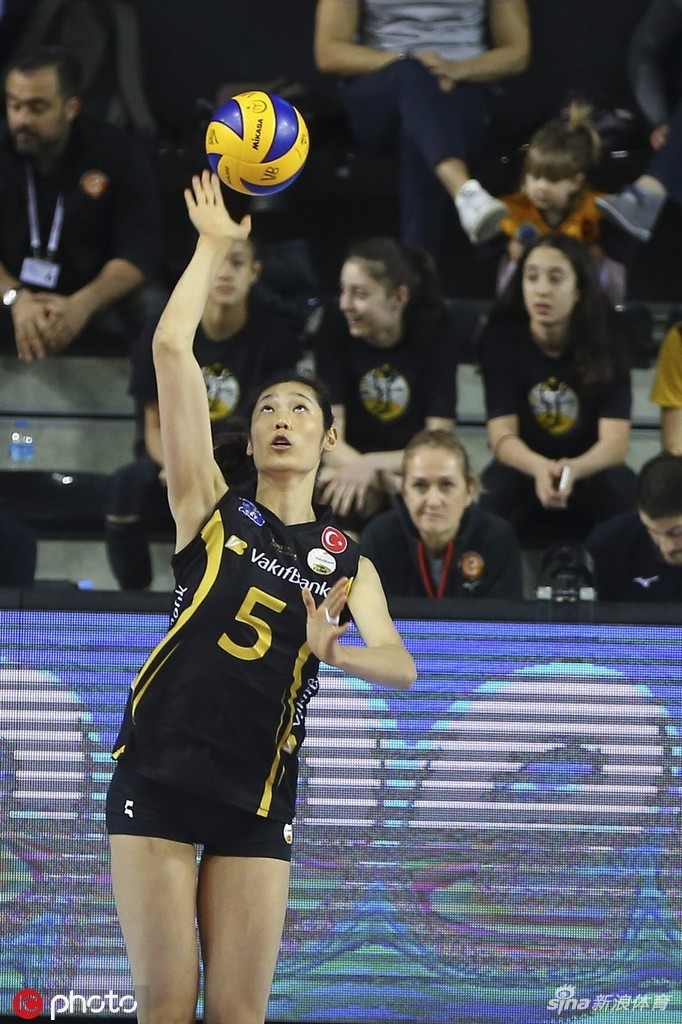 朱婷22分土超决赛瓦基弗3-1