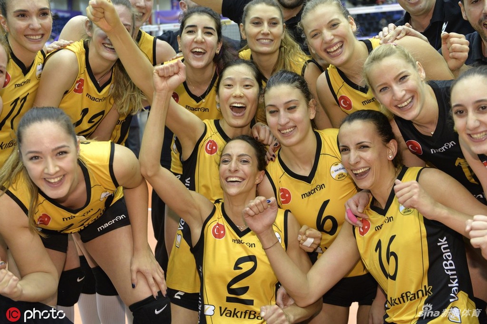 朱婷三年留洋生涯荣誉满满