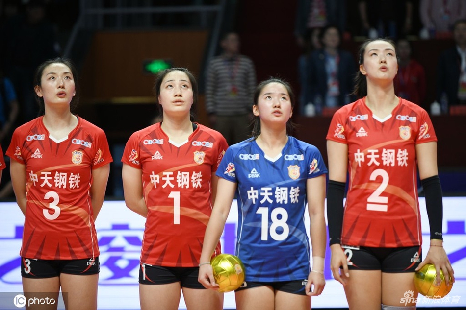 排超首轮江苏3-0四川女排