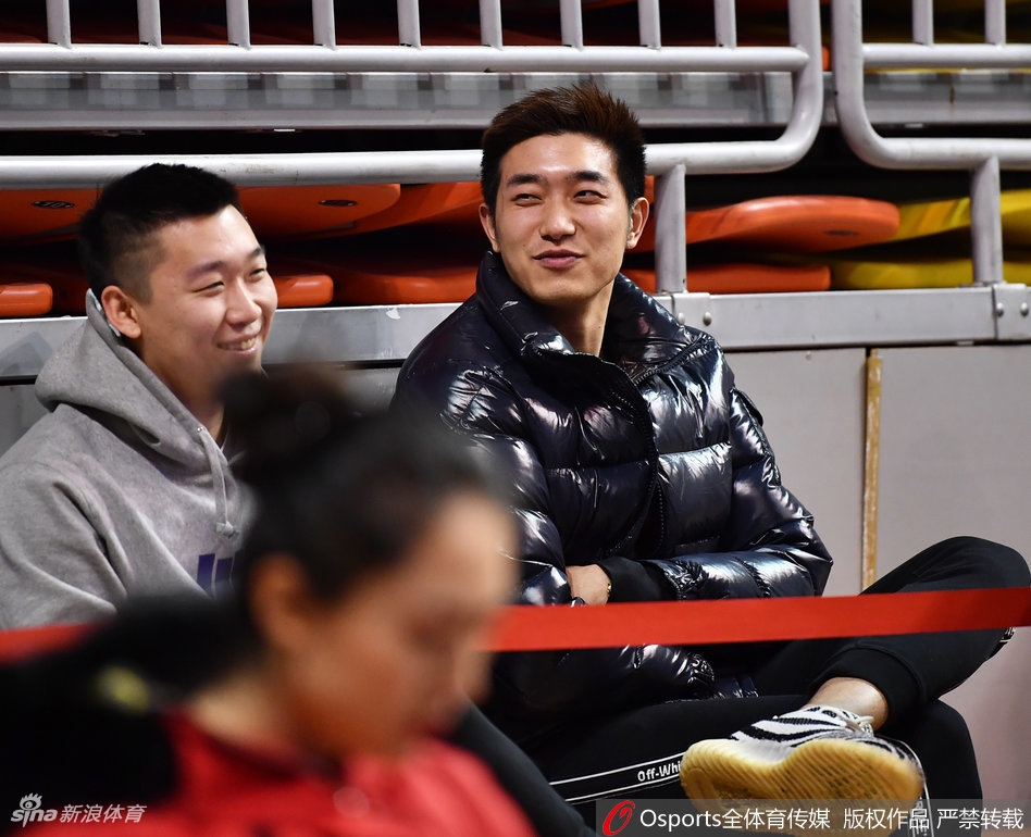 江苏vs天津 张常宁未婚夫观战