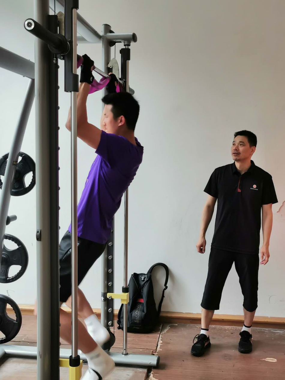 国羽为党的生日献礼