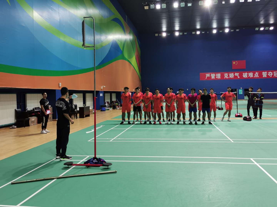 国羽为党的生日献礼