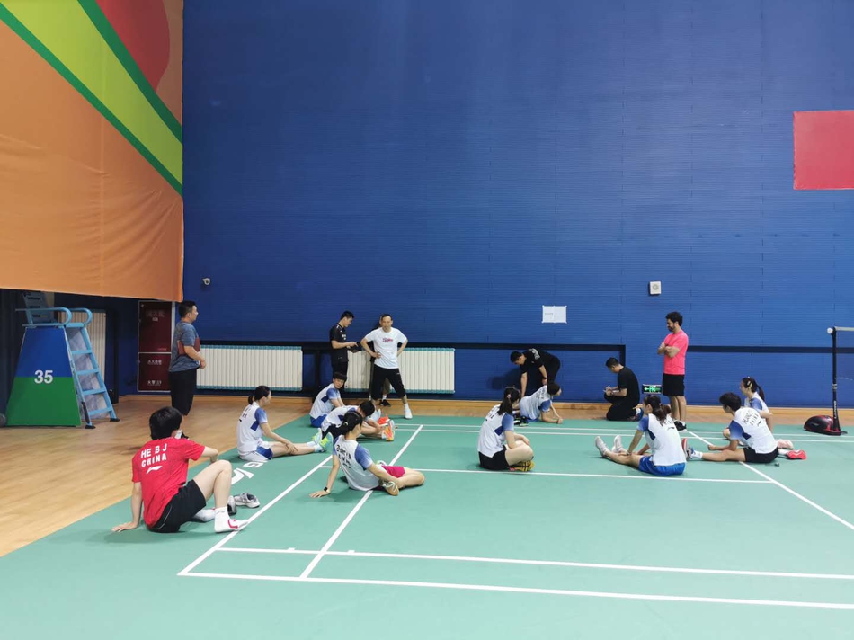 国羽为党的生日献礼