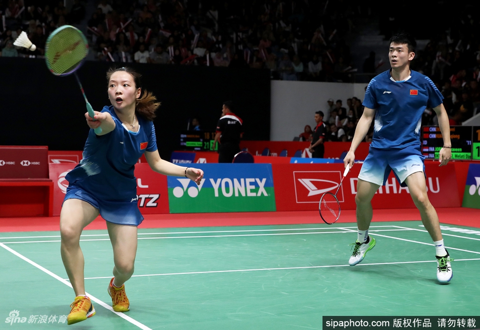 印尼赛混双郑思维/黄雅琼2-0