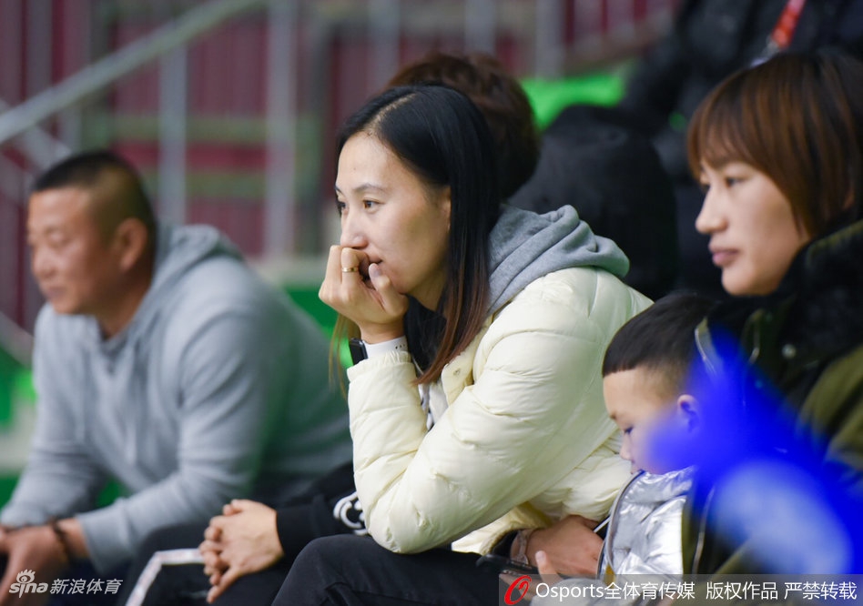 排超精英赛辽宁女排3-0河南