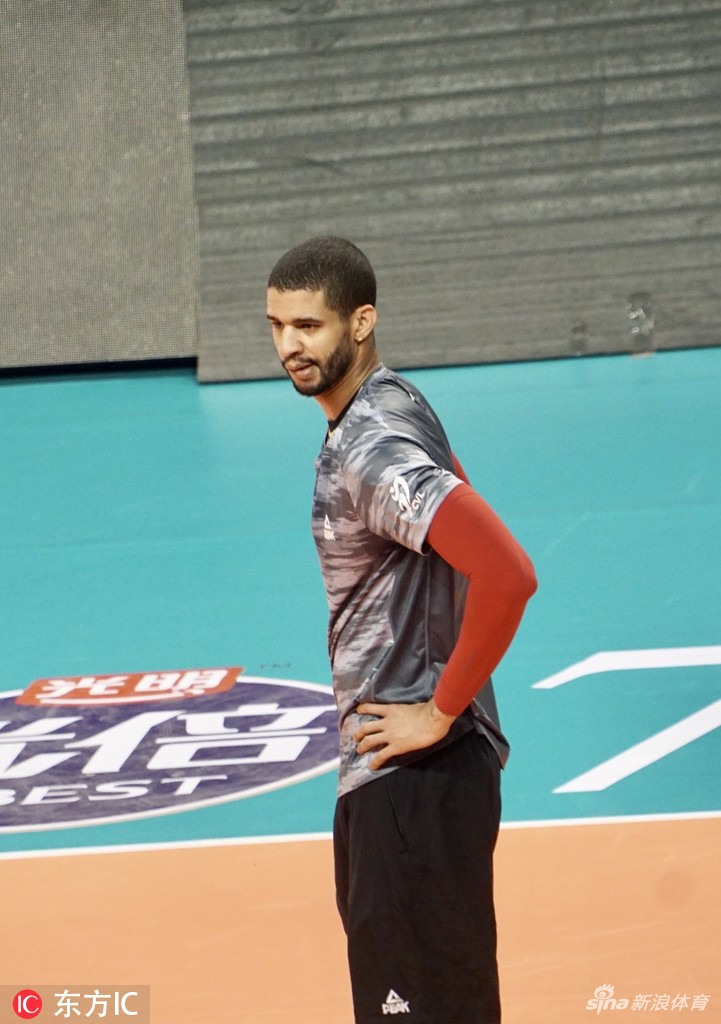 北京男排训练备战