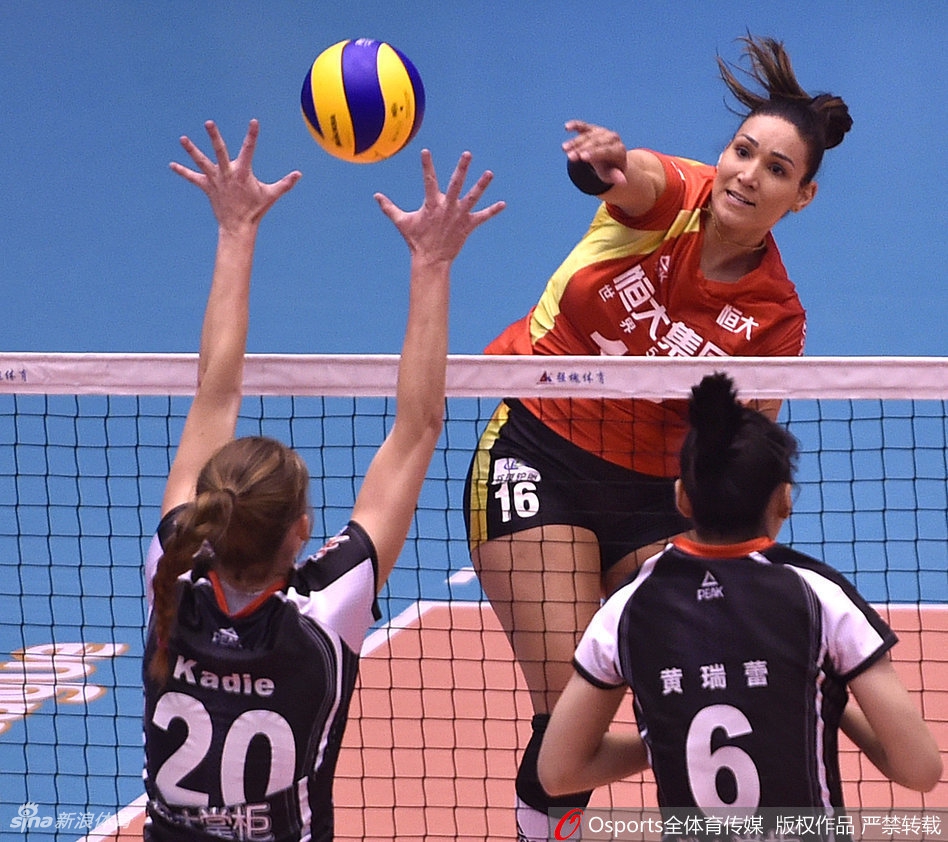 排超精英赛恒大女排3-0河南