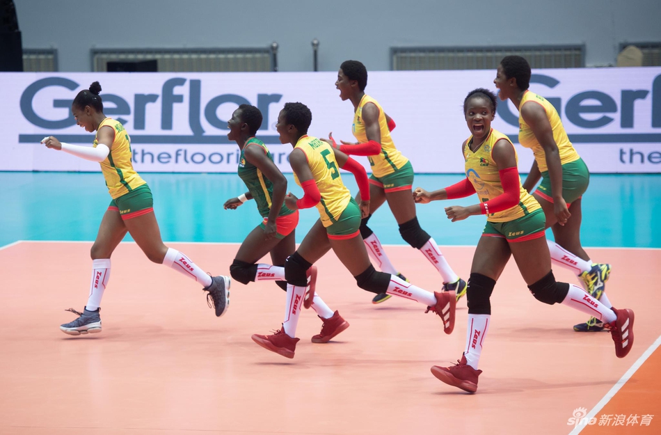 U18女排世锦赛中国3-0喀麦隆