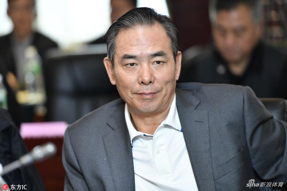 蔡振华出席足改两周年座谈会