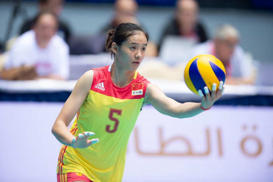 U18女排世锦赛中国3-0巴西