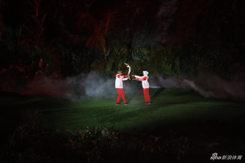 新浪直击雅加达亚运会开幕式