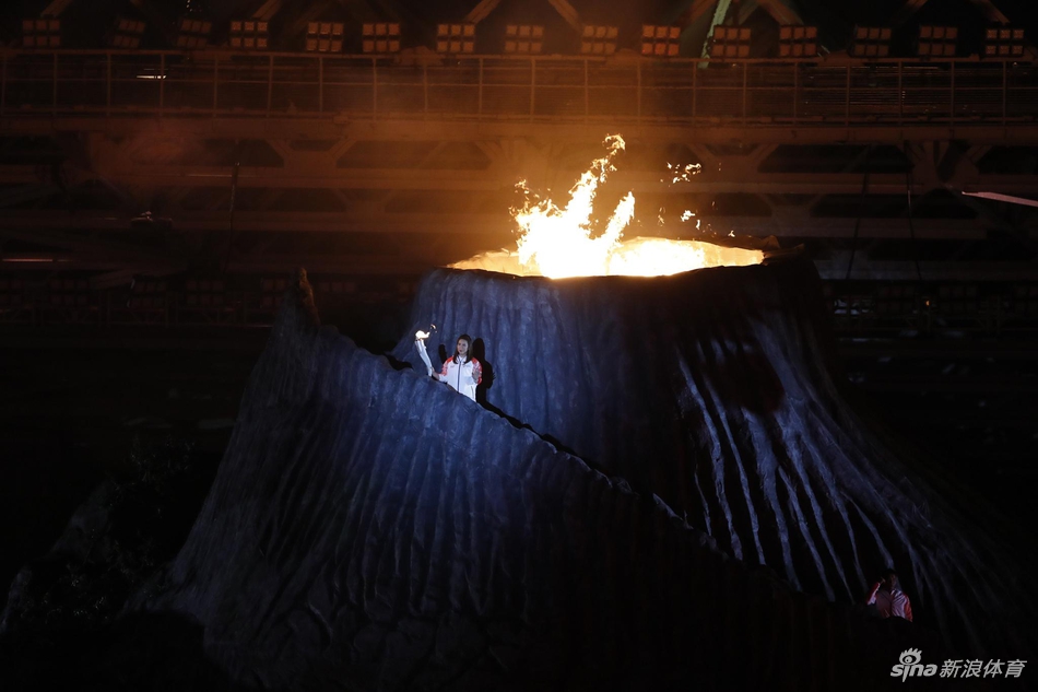 新浪直击雅加达亚运会开幕式