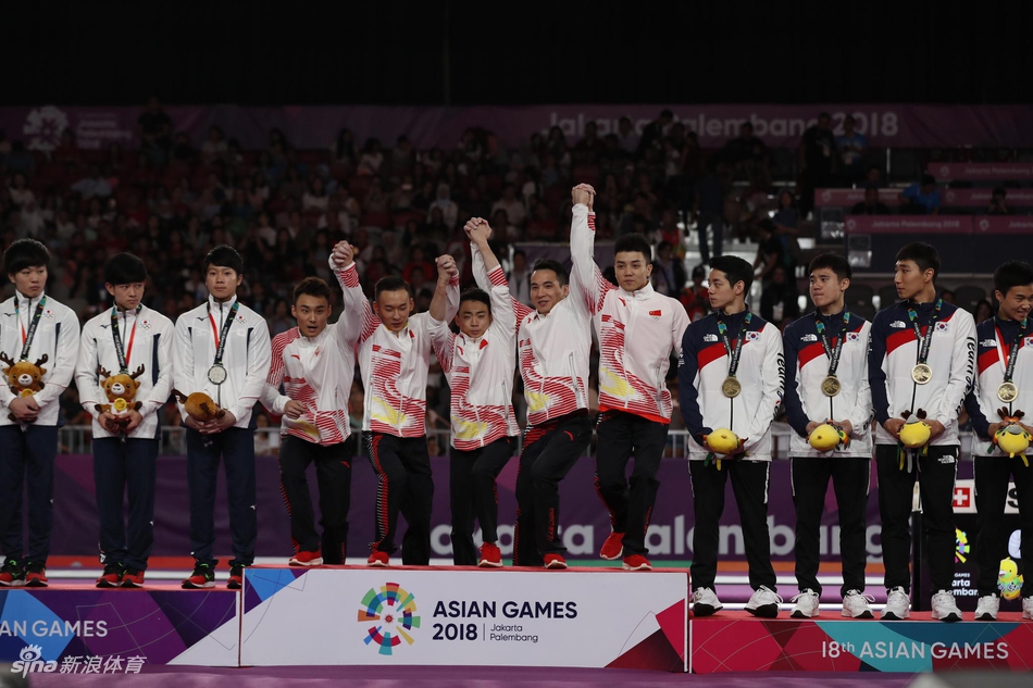 新浪直击亚运体操男团中国夺冠