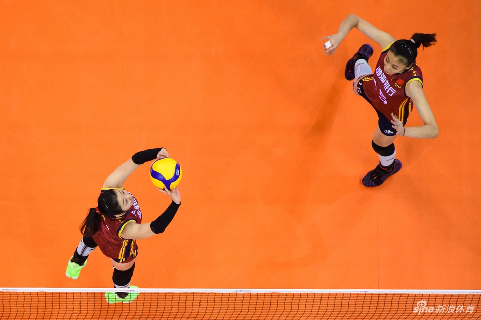世俱杯天津女排3-2海滩