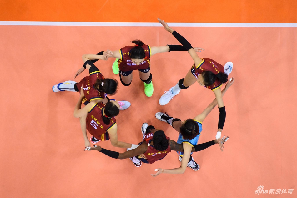 世俱杯天津女排3-2海滩