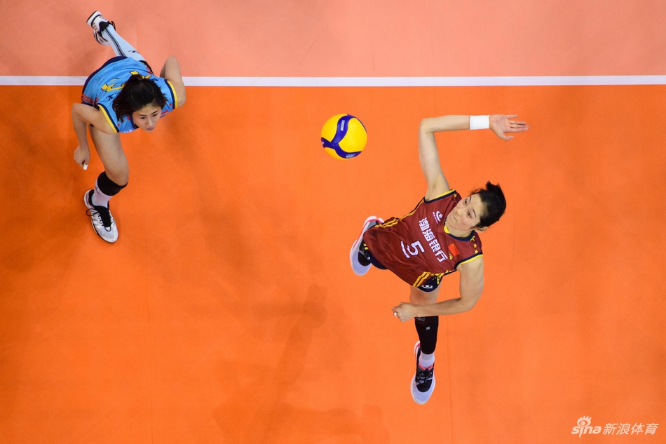 世俱杯天津女排3-2海滩