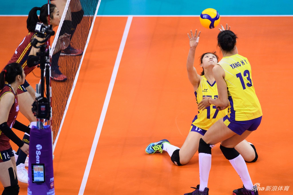 世俱杯天津女排0-3恒大获第八