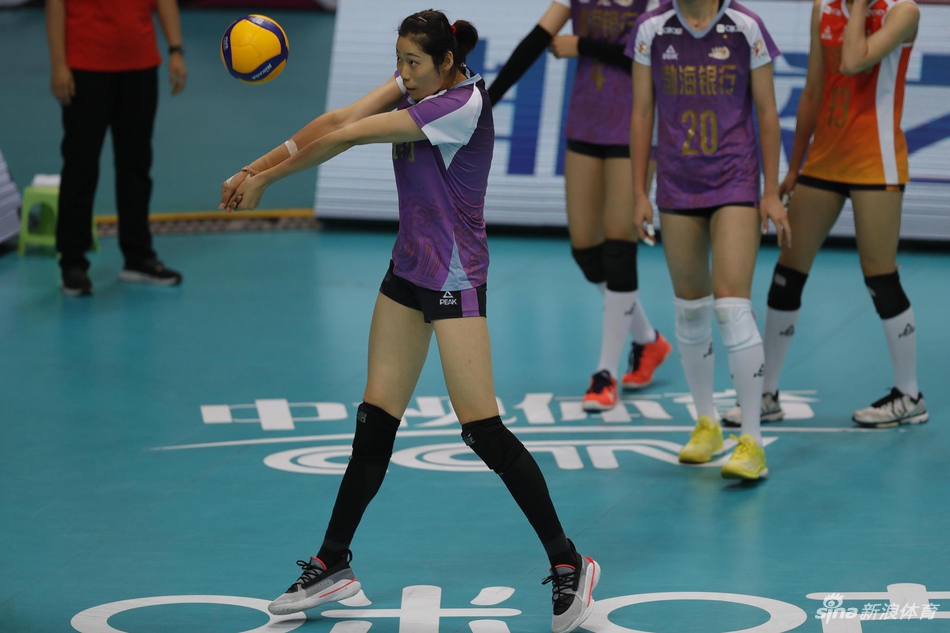 新浪直击天津女排3-2北京进决赛