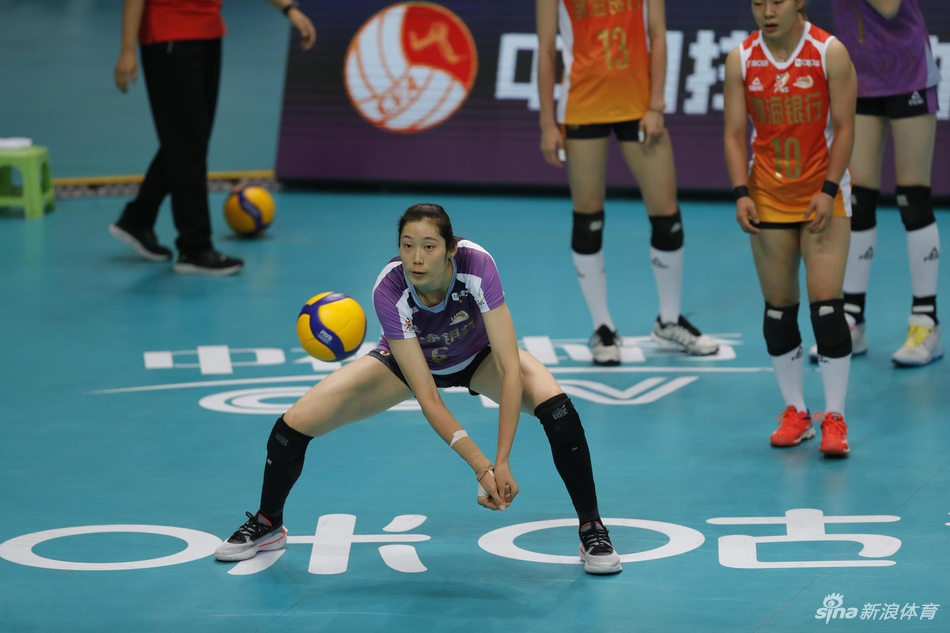 新浪直击天津女排3-2北京进决赛