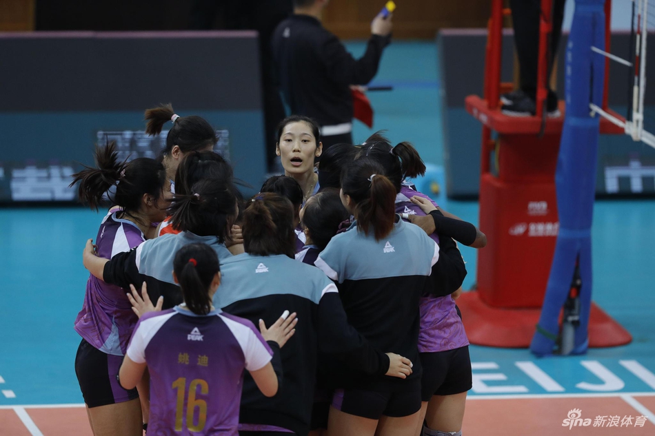 新浪直击天津女排3-2北京进决赛