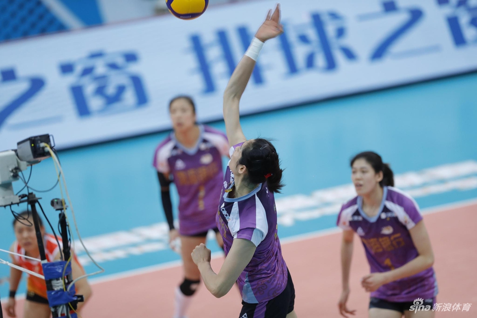 新浪直击天津女排3-2北京进决赛