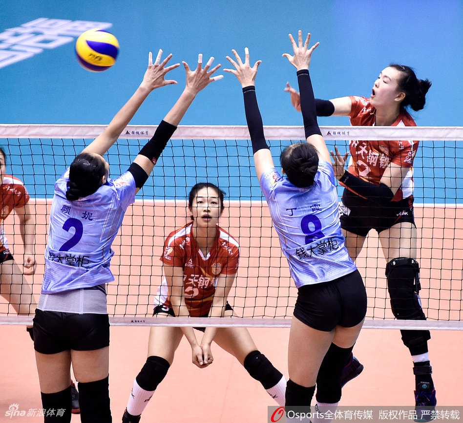 八强战第6轮辽宁女排3-2江苏
