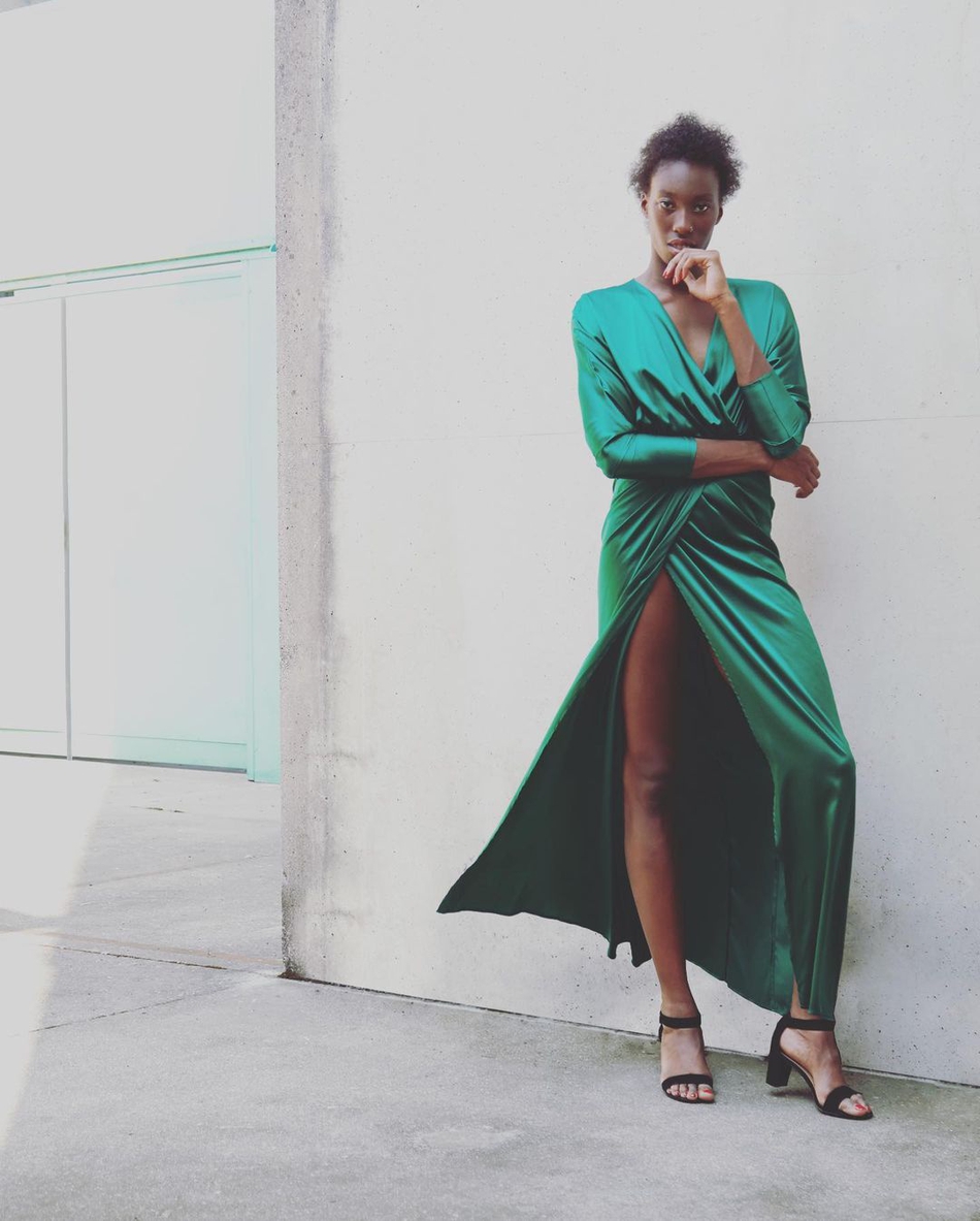 意大利女排名将埃格努最新写真