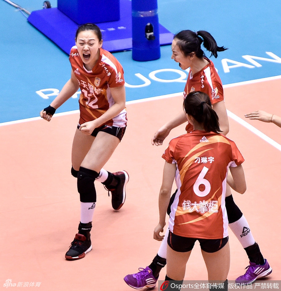 八强战第6轮辽宁女排3-2江苏