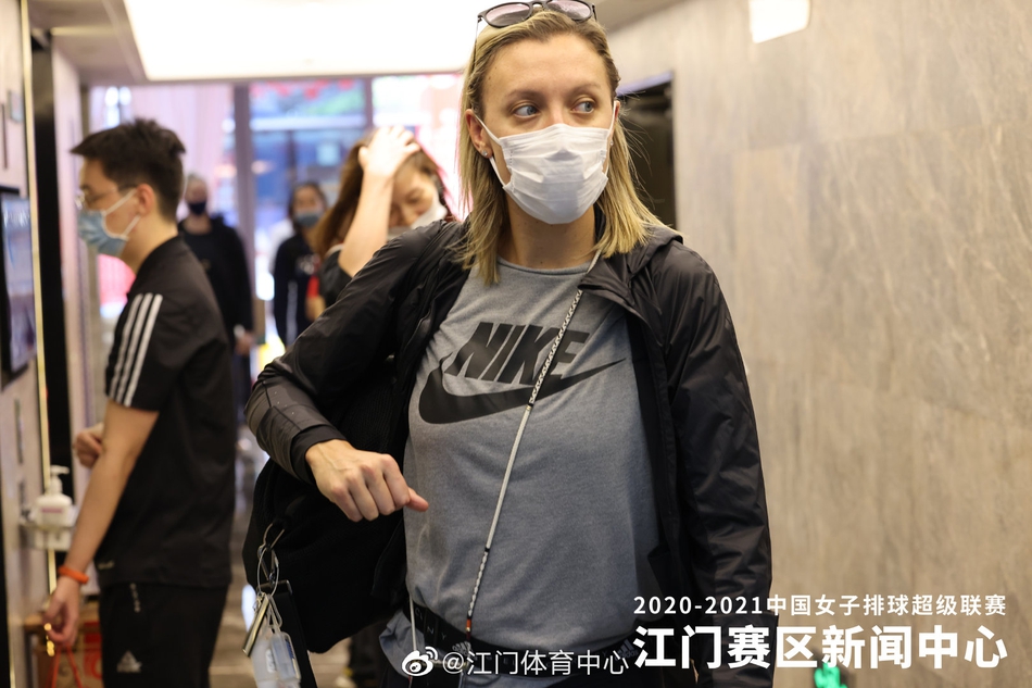 朱婷领衔众将抵达江门备战联赛