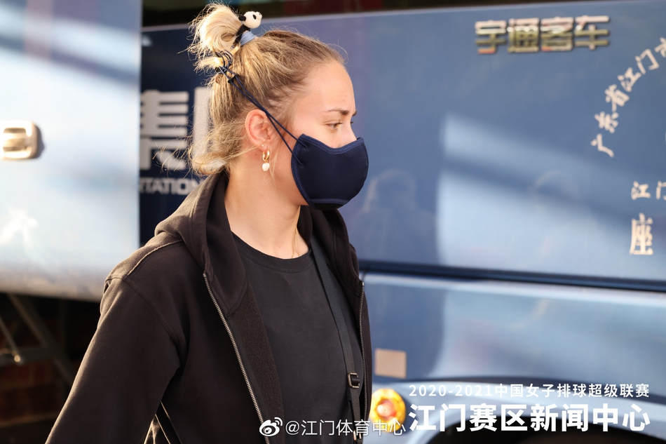 朱婷领衔众将抵达江门备战联赛