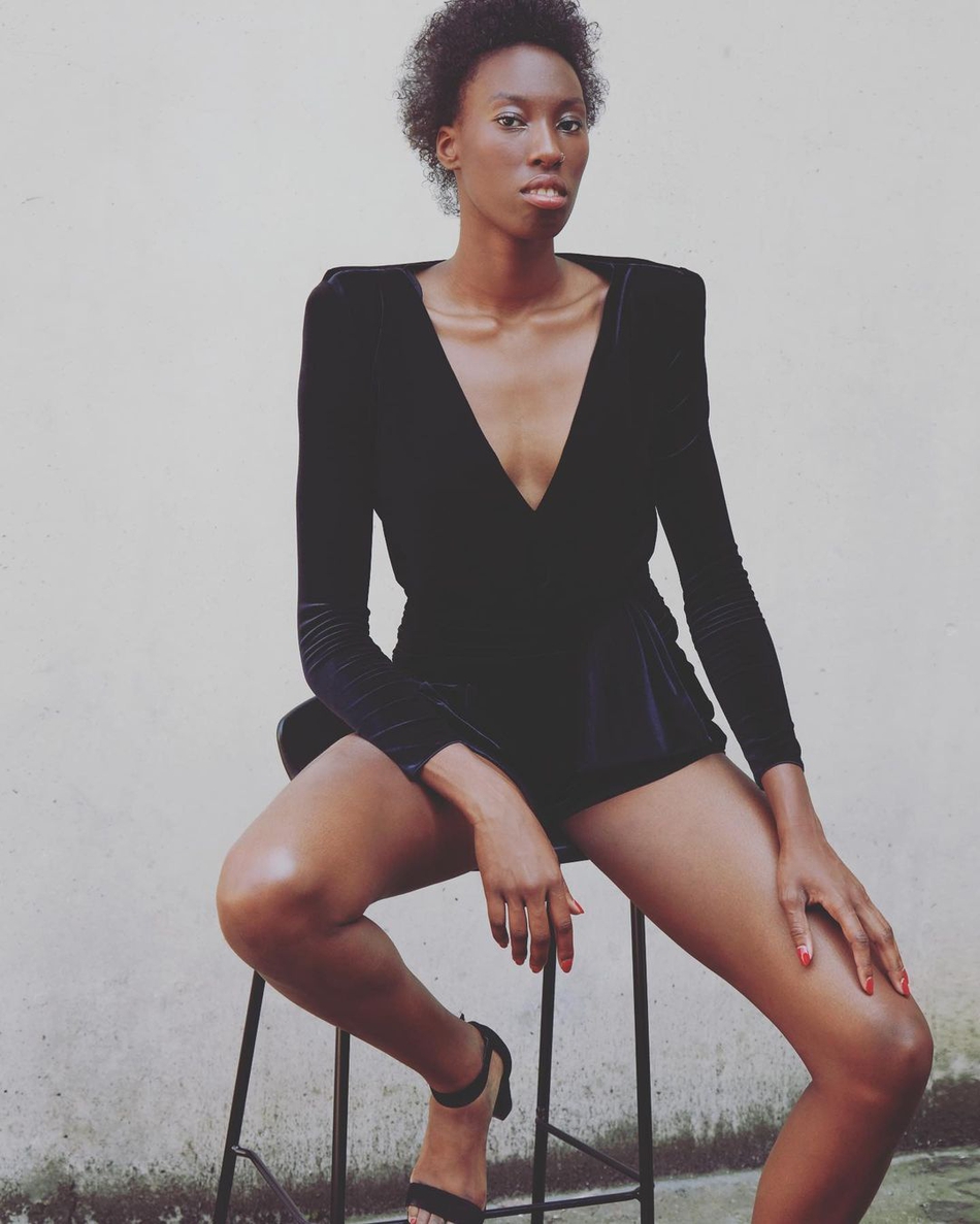 意大利女排名将埃格努最新写真