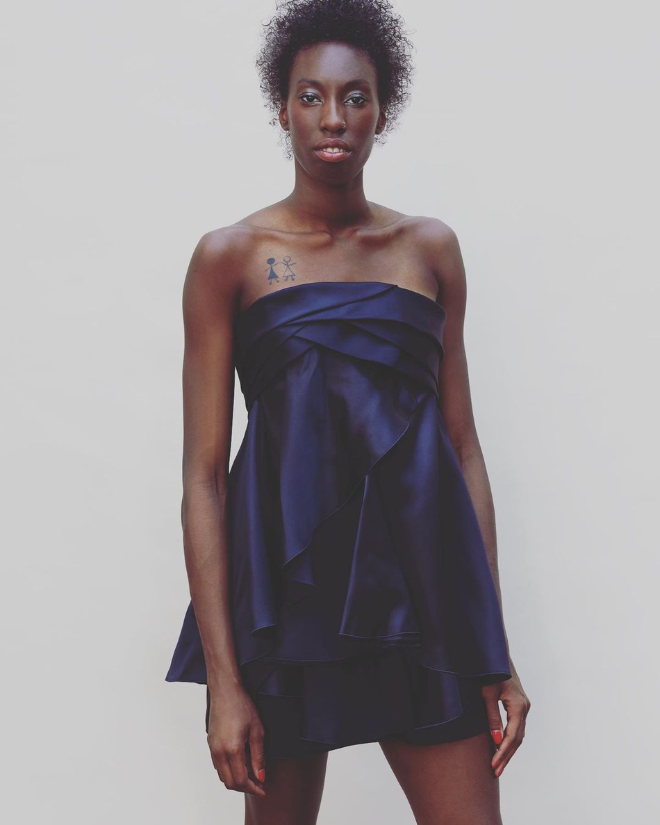 意大利女排名将埃格努最新写真